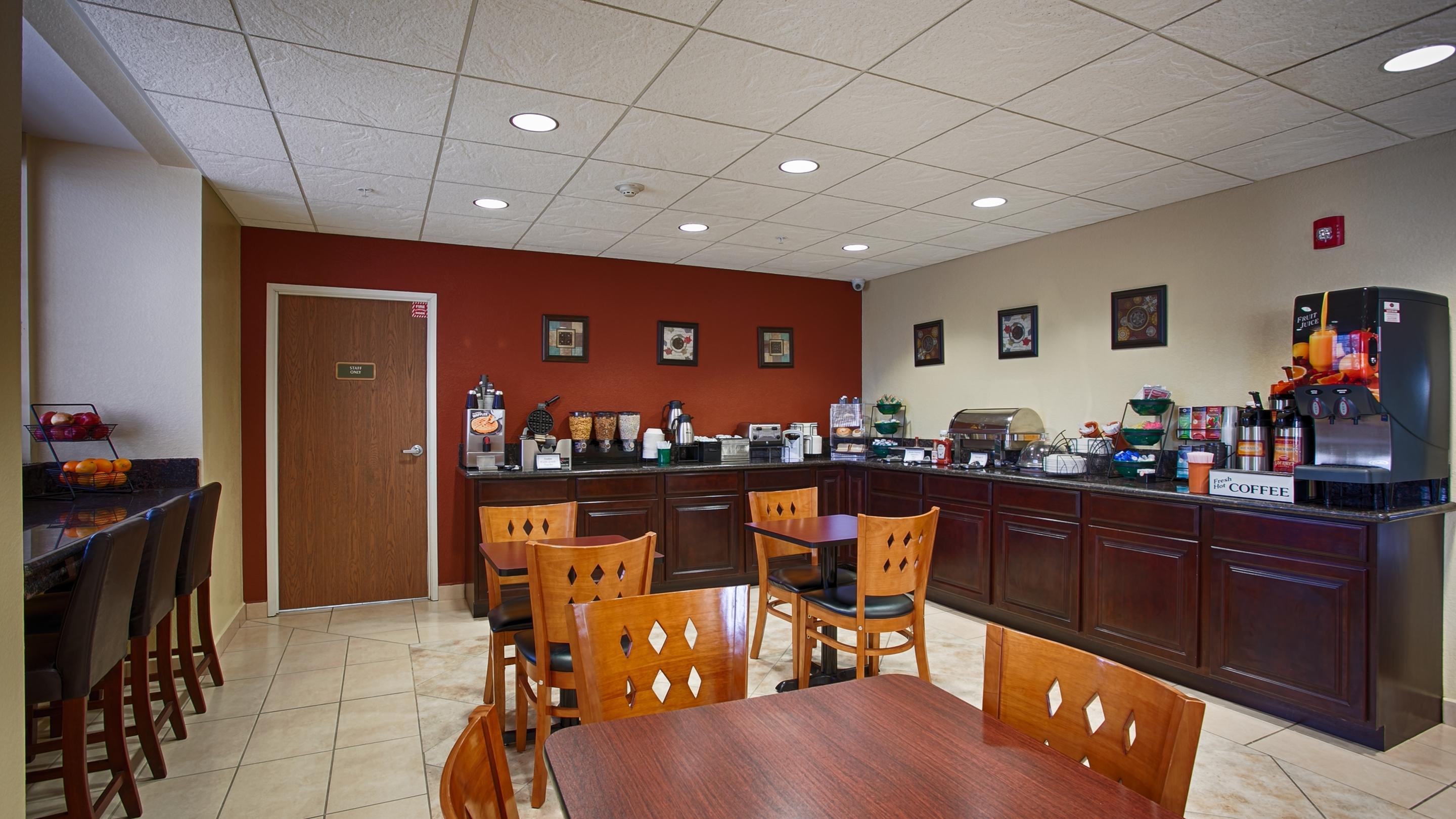 Best Western California City Inn & Suites Buitenkant foto