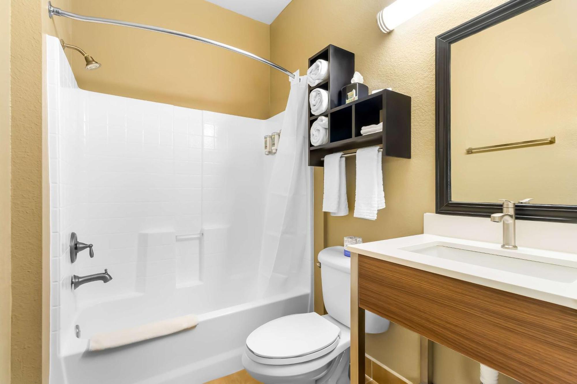 Best Western California City Inn & Suites Buitenkant foto