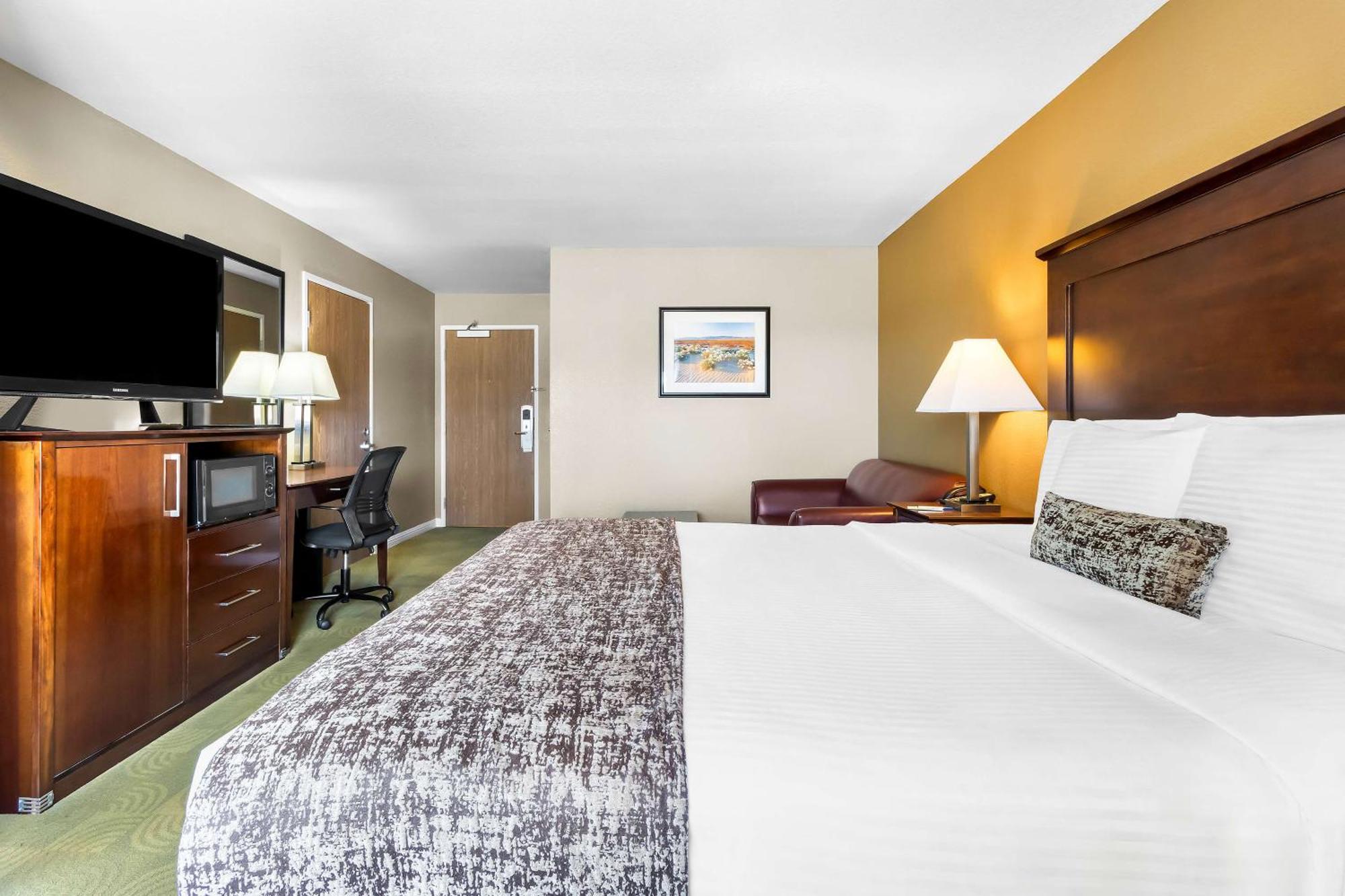Best Western California City Inn & Suites Buitenkant foto