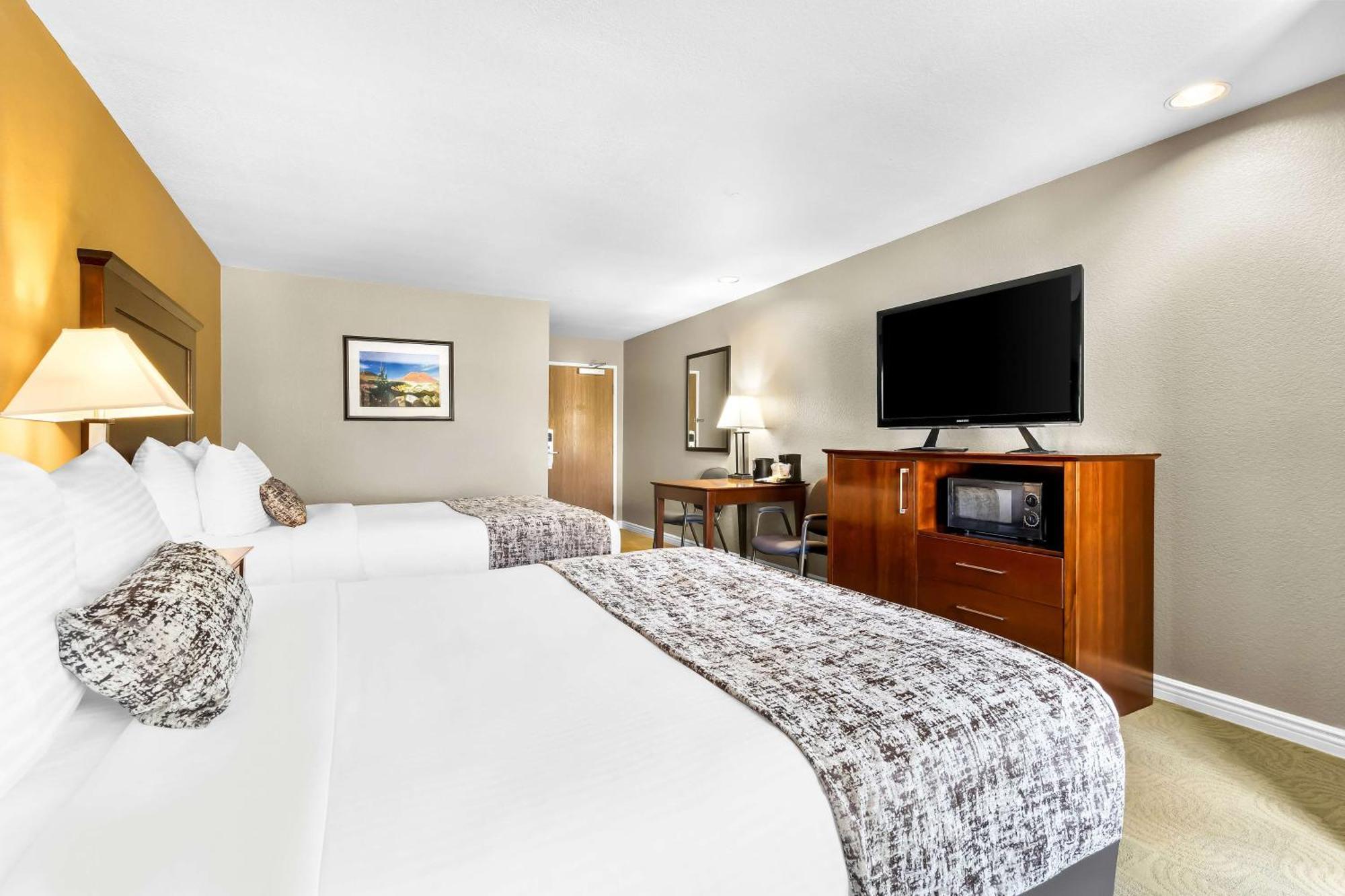 Best Western California City Inn & Suites Buitenkant foto