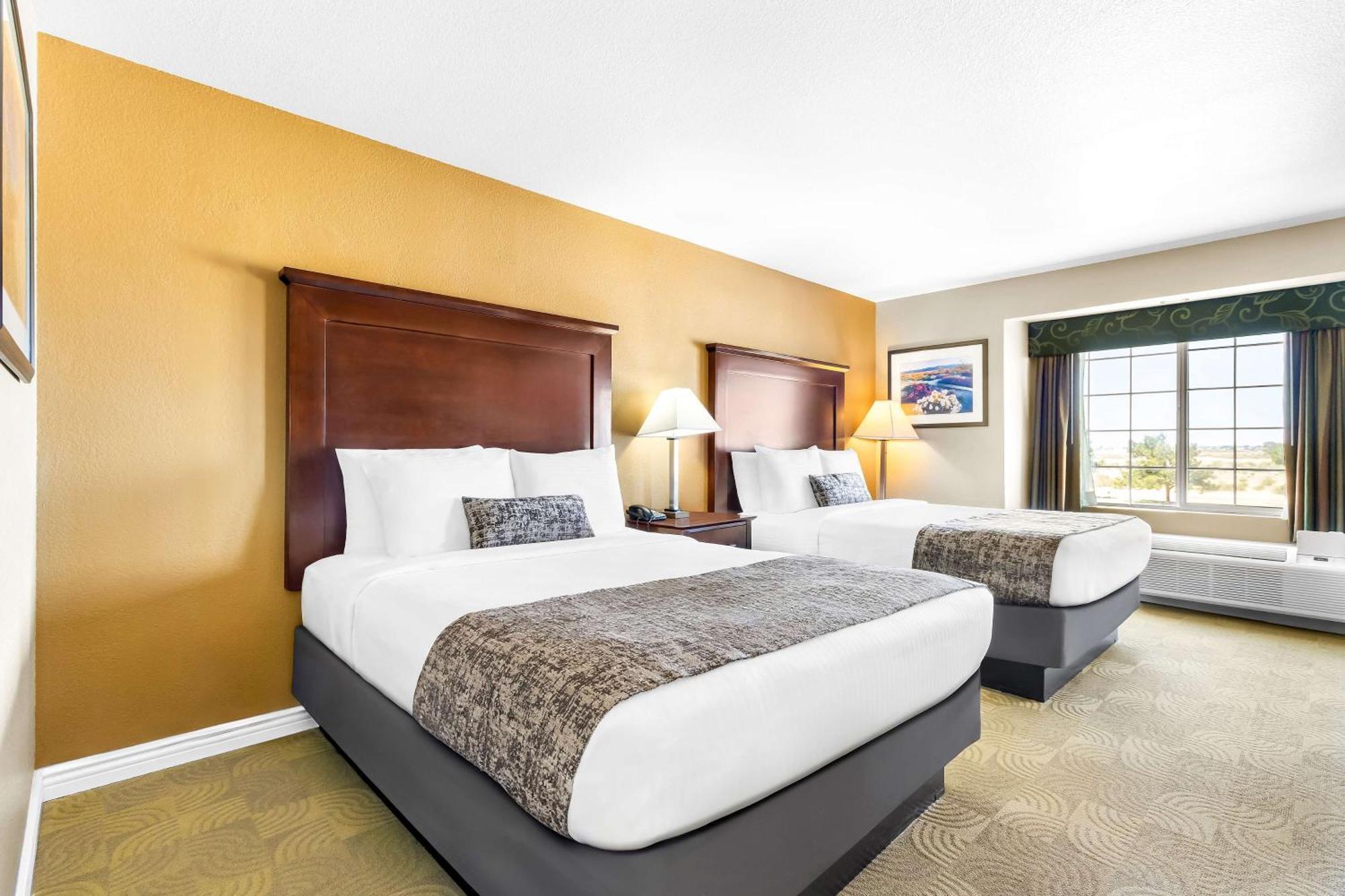 Best Western California City Inn & Suites Buitenkant foto