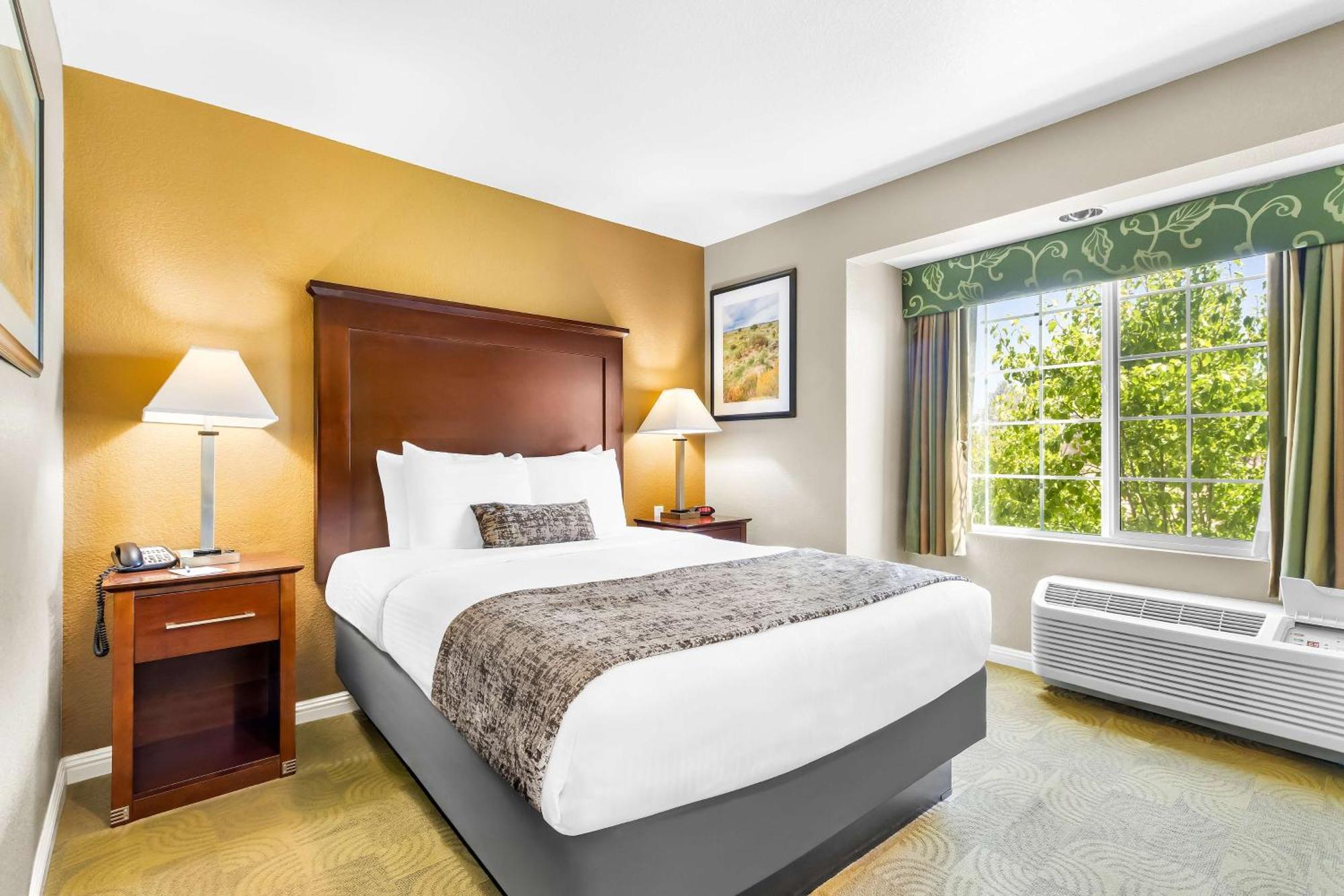 Best Western California City Inn & Suites Buitenkant foto
